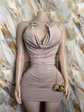 Vestido drapeado cuello dorado Miranda