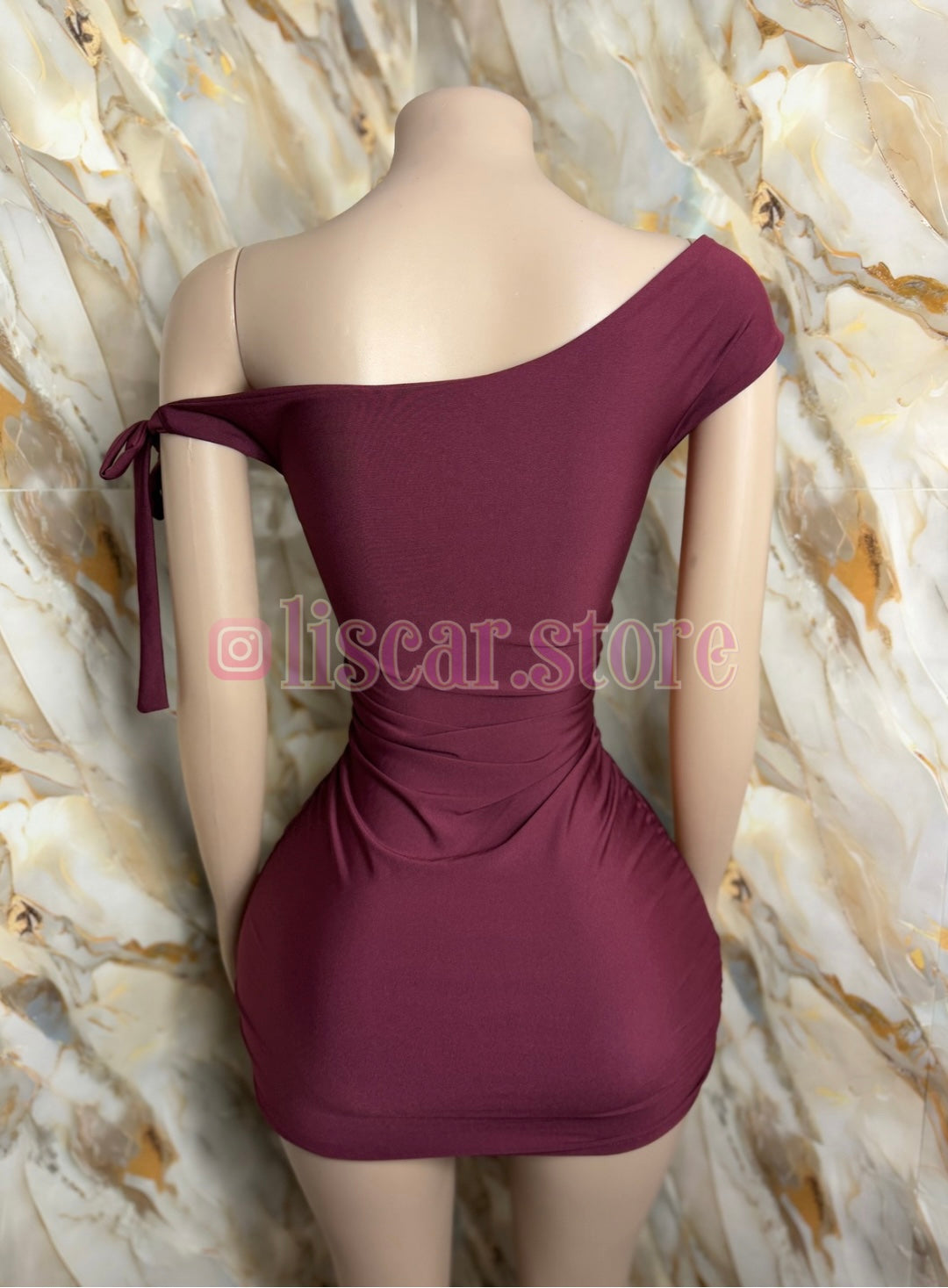 Vestido hombros caidos Nova