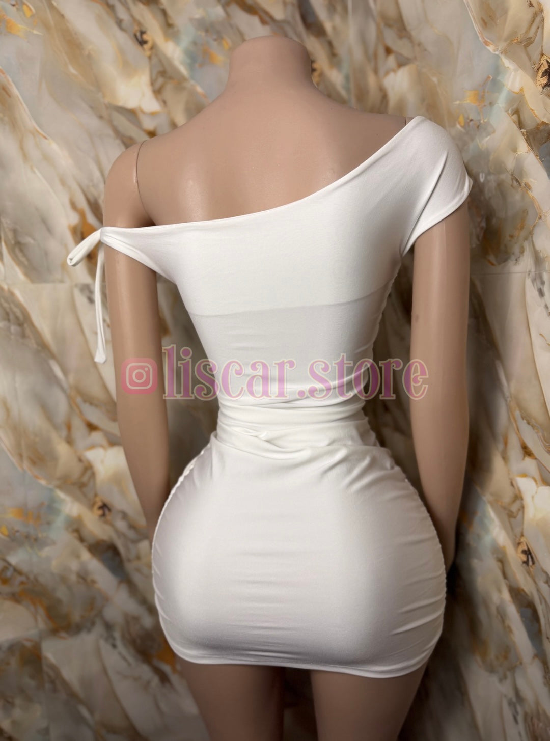 Vestido hombros caidos Nova